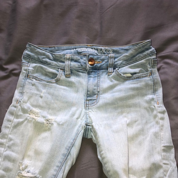 American Eagle Light Wash Distressed Jeans - Picture 2 of 5
